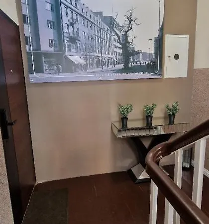 Wojciecha 9b 2 - Srodmiescie 70m2 Pietro 1