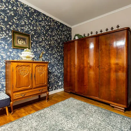Wojciecha 9b 2 - Srodmiescie 70m2 Pietro 1 Appartamento *